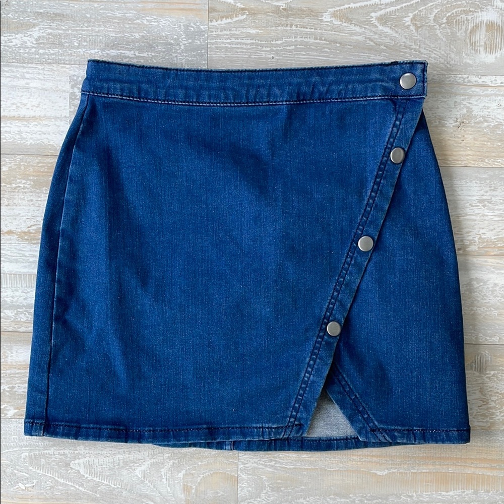 We The Free Mini Wrap Skirt size 6 EUC